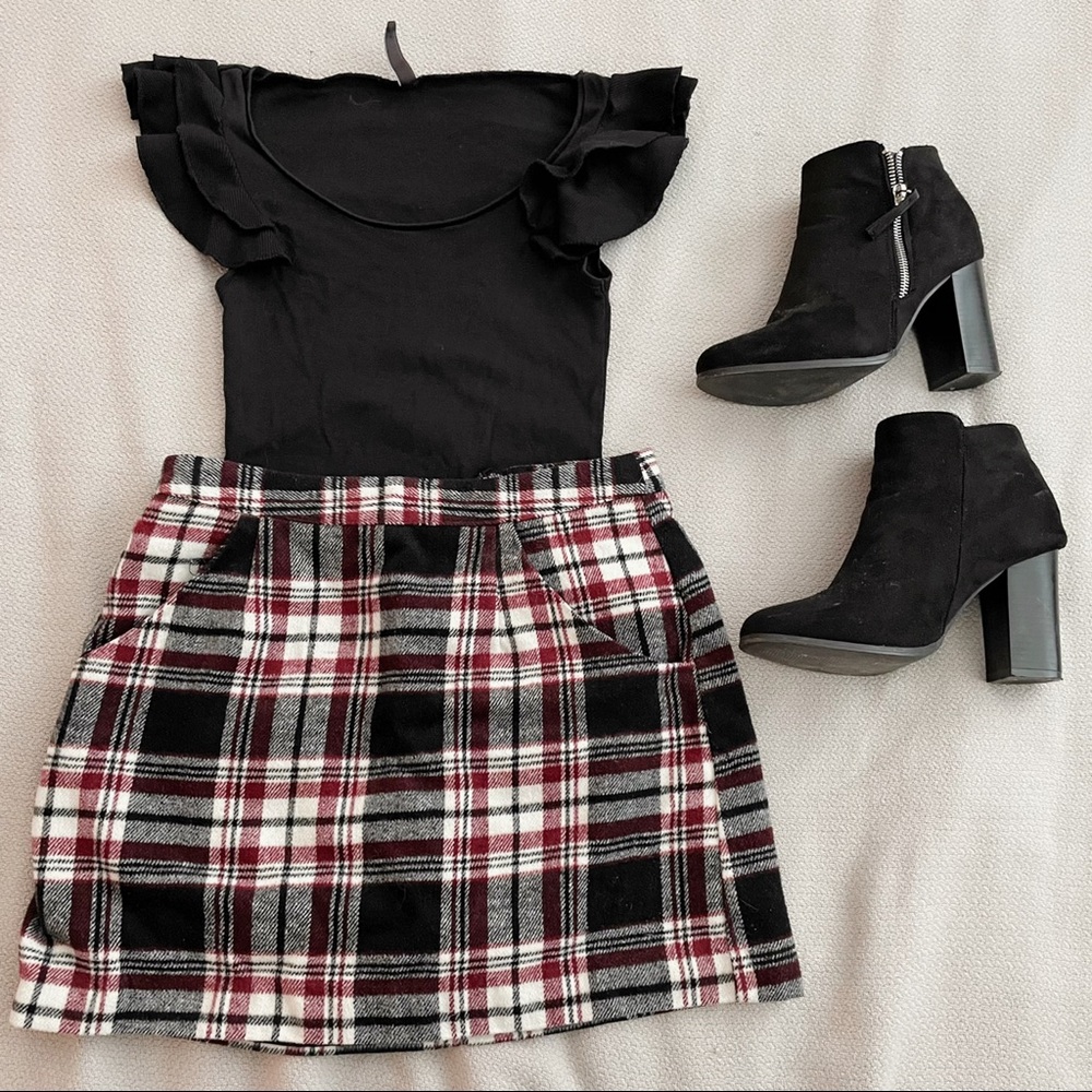 Ruffle Short Sleeve Top